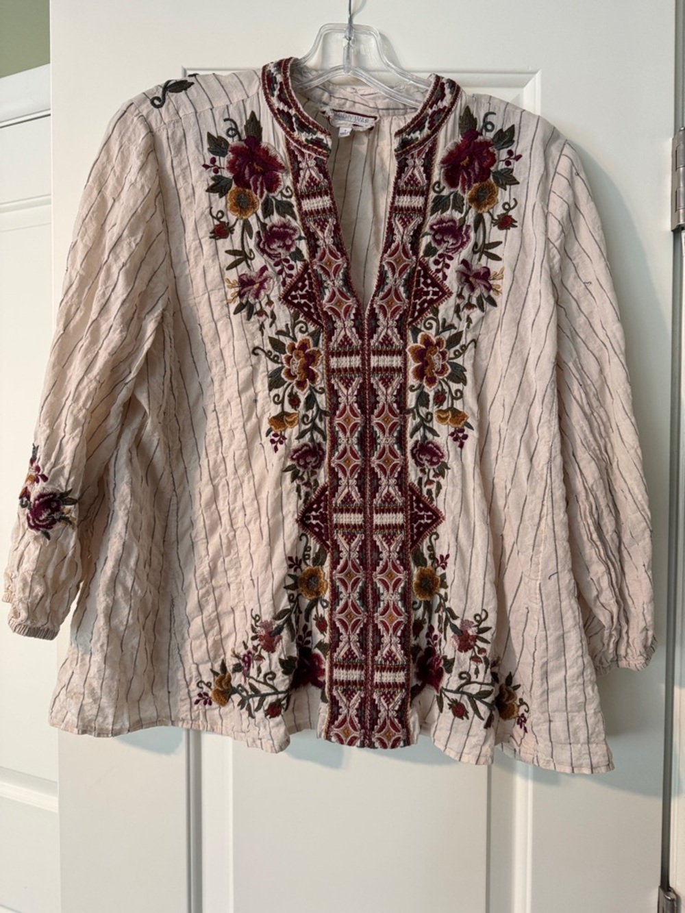 Johnny Was Cream Embroidered Floral Peasant Blouse 100% cotton button down